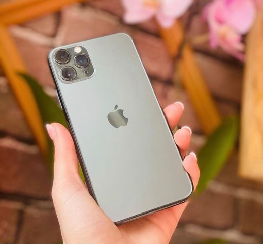 11 Pro 512Gb Used – Redline Electronics